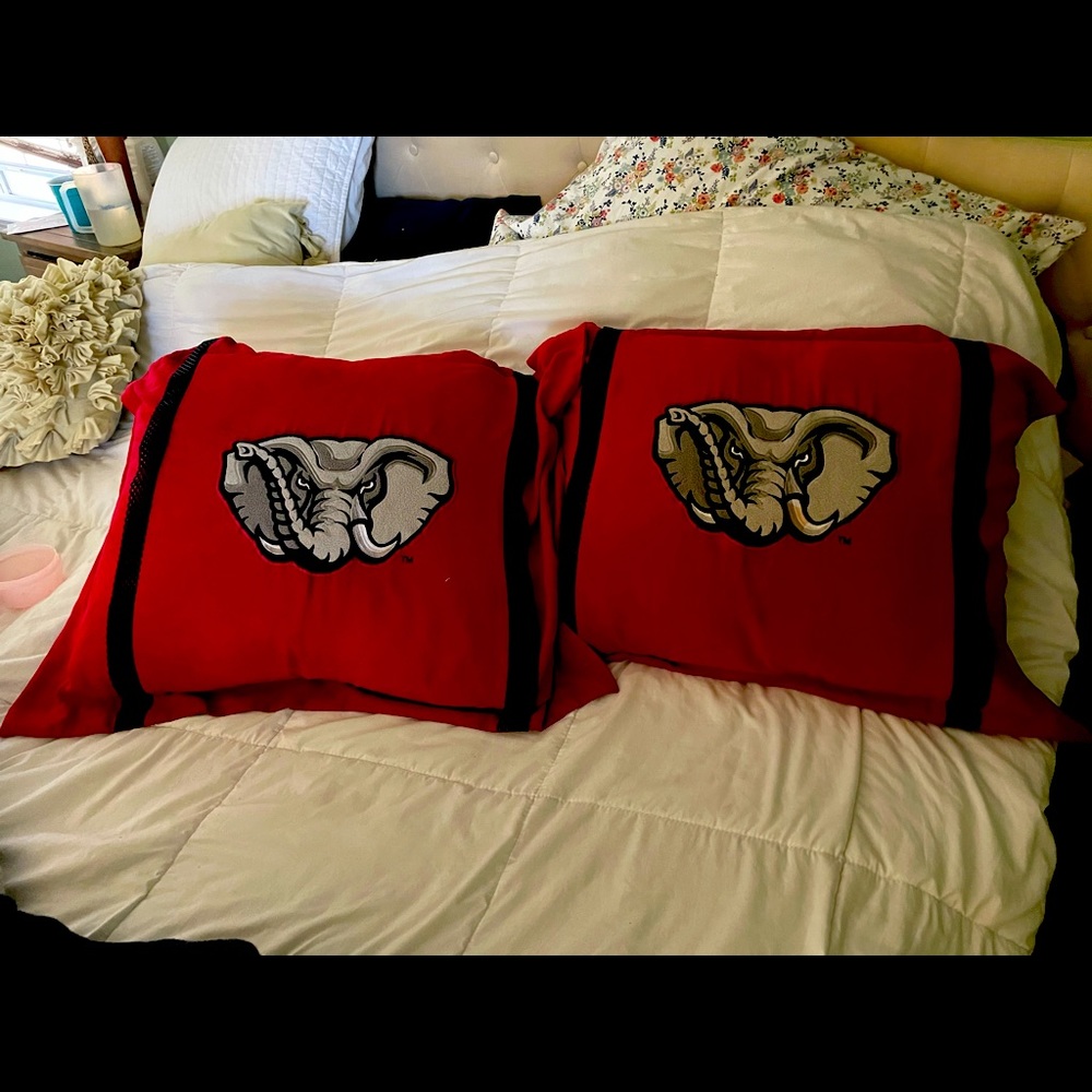 LARGE EURO PILLOW COVERS/ ROLL TIDE ALABAMA!